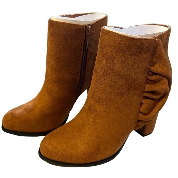 Women’s Boots Stomp Bootie High Heel Ankle Boots Tan Ruffle Zipper Size-6 NWT - Picture 1 of 4